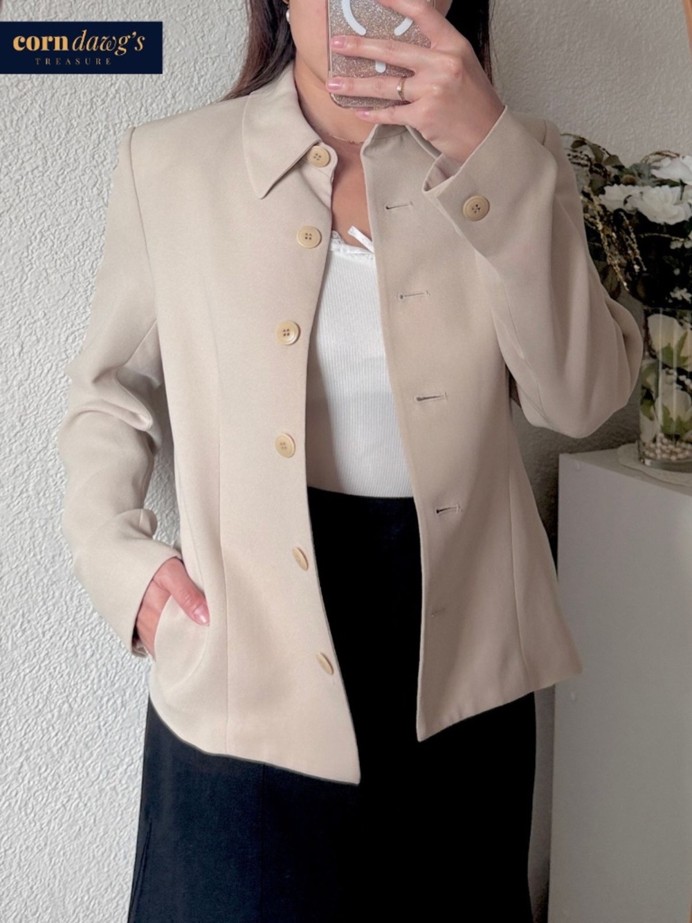 Vintage Collectibles by Casual Corner Elegant Jacket Beige - Size 6 - Picture 13 of 13